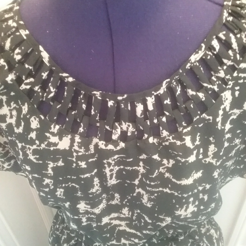 Massimo dress - Picture 3 of 5